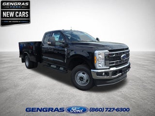 2026 Ford F-350 Super Duty Chassis XL