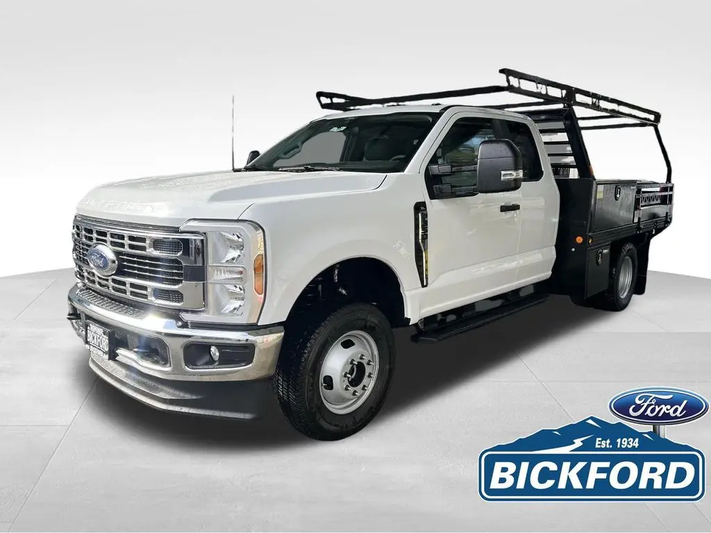 2026 Ford F-350 Super Duty Chassis XL