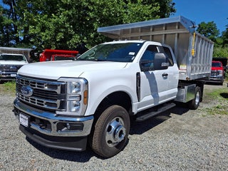 2026 Ford F-350 Super Duty Chassis XL