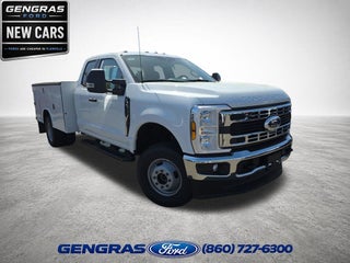 2026 Ford F-350 Super Duty Chassis XL