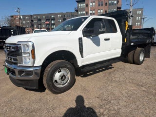 2026 Ford F-350 Super Duty Chassis XL