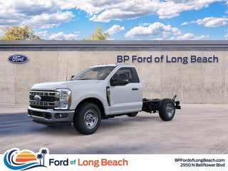 2026 Ford F-350 Super Duty Chassis XL