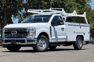 2026 Ford F-350 Super Duty Chassis XL