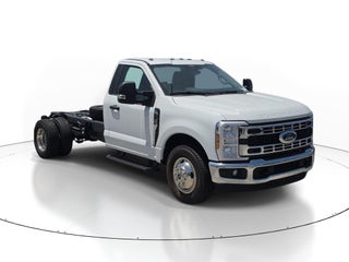 2026 Ford F-350 Super Duty Chassis XL