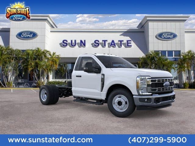 2025 Ford F-350 Super Duty Chassis XL