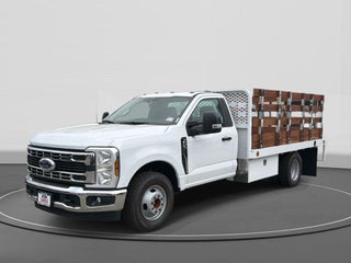 2026 Ford F-350 Super Duty Chassis XL