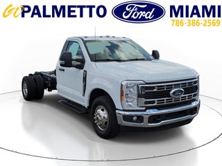 2026 Ford F-350 Super Duty Chassis XL