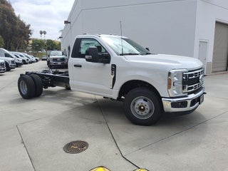 2026 Ford F-350 Super Duty Chassis XL