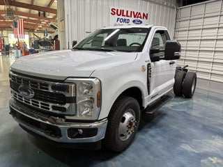 2026 Ford F-350 Super Duty Chassis XL