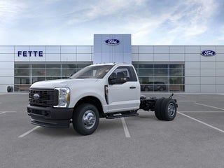2026 Ford F-350 Super Duty Chassis XL