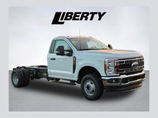2026 Ford F-350 Super Duty Chassis XL