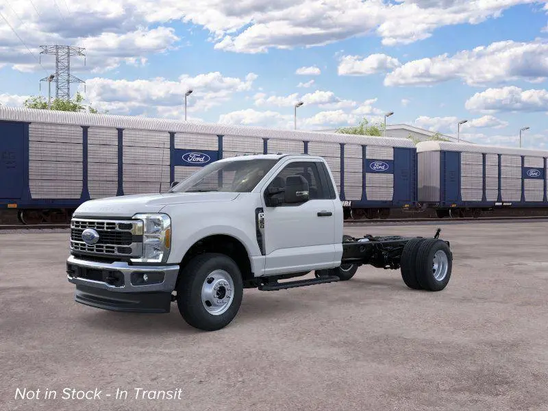 2026 Ford F-350 Super Duty Chassis XL
