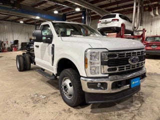 2026 Ford F-350 Super Duty Chassis XL