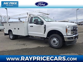 2025 Ford F-350 Super Duty Chassis XL