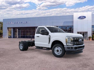 2026 Ford F-350 Super Duty Chassis XL