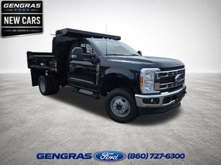 2025 Ford F-350 Super Duty Chassis XL