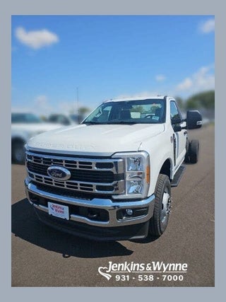 2026 Ford F-350 Super Duty Chassis XL