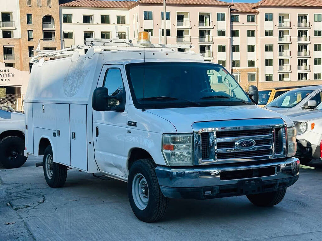 2011 Ford E-350