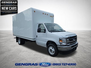2027 Ford E-350 SD