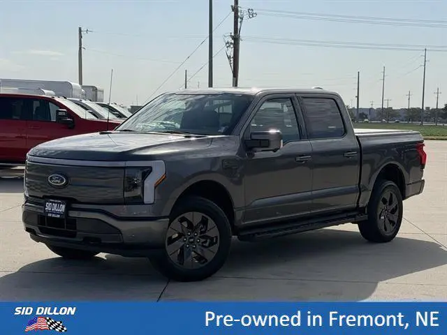 2023 Ford F-150 Lightning Lariat