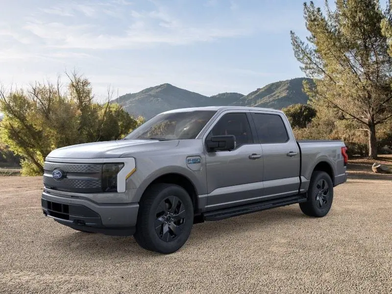 2025 Ford F-150 Lightning Flash