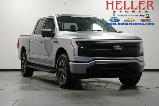 2025 Ford F-150 Lightning Flash