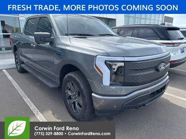 2025 Ford F-150 Lightning Flash