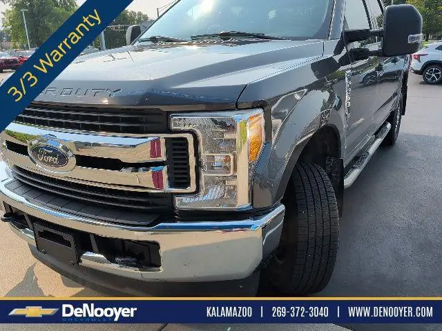 2017 Ford F-250 Super Duty XLT