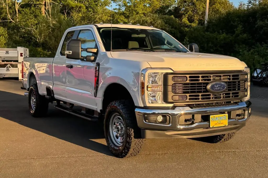 2025 Ford F-250 XL