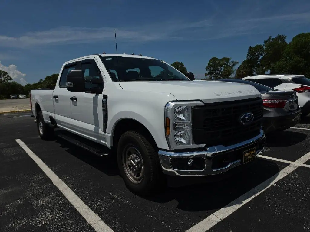 2025 Ford F-350 XL