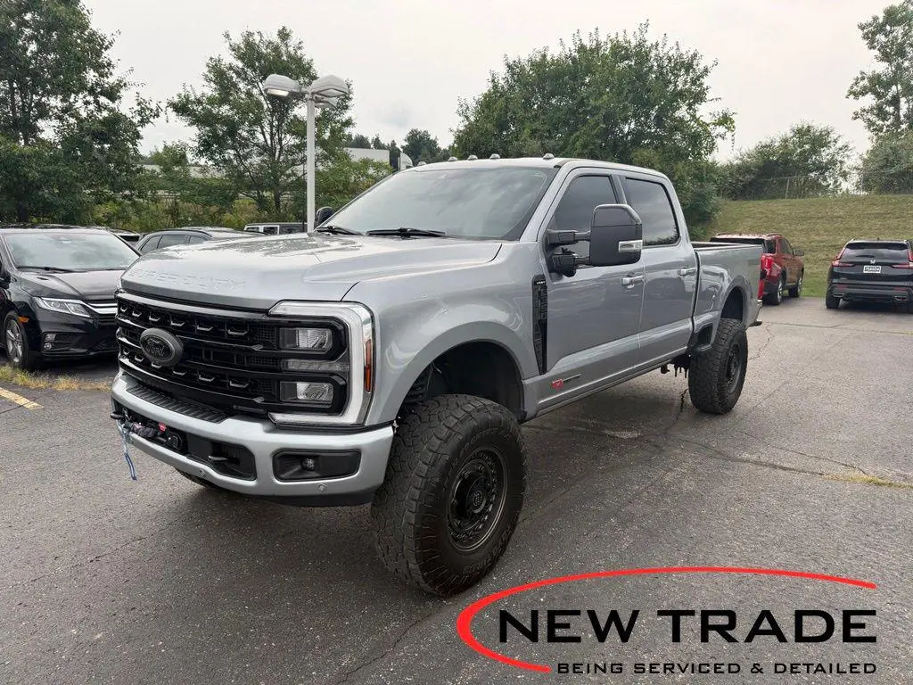 2024 Ford F-350 Super Duty Lariat