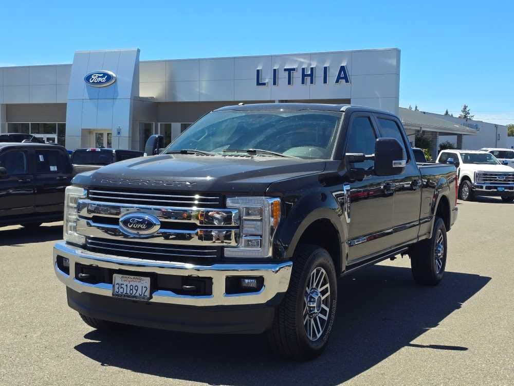 2017 Ford F-350 Super Duty Lariat
