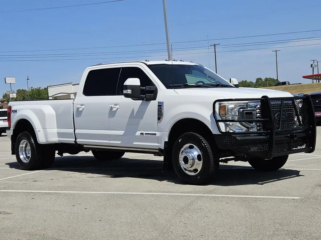 2022 Ford F-350 Super Duty Lariat