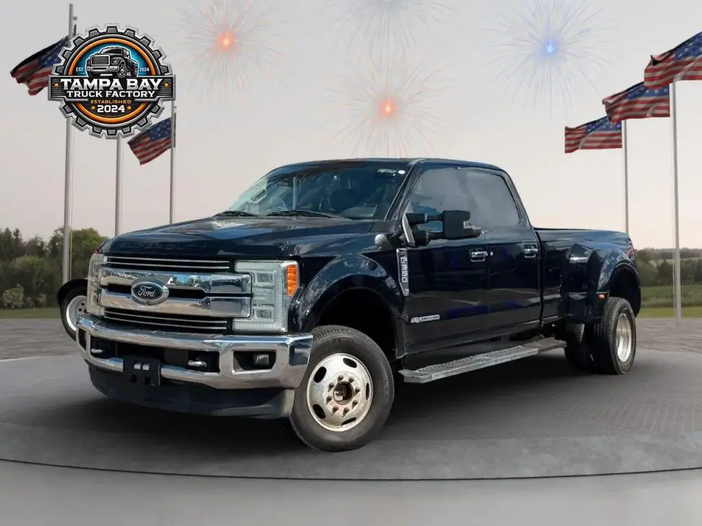 2017 Ford F-350 Super Duty Lariat