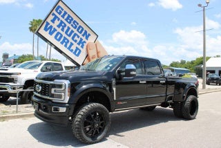 2026 Ford F-450 Super Duty Platinum