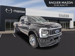 2026 Ford F-450 Super Duty Platinum