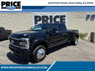 2026 Ford F-450 Super Duty Platinum