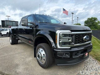 2026 Ford F-450 Super Duty Platinum