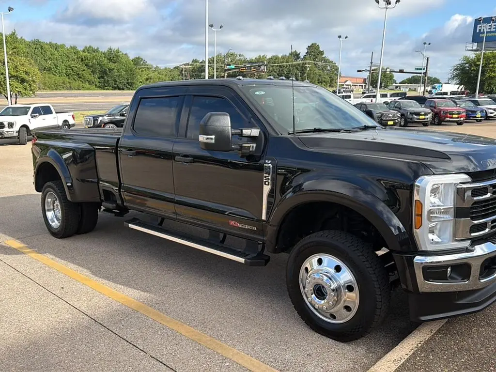 2025 Ford F-450 Super Duty XL