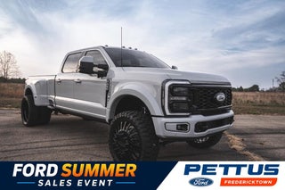 2026 Ford F-450 Super Duty Platinum