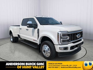 2025 Ford F-450 Super Duty Platinum