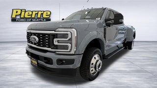 2026 Ford F-450 Super Duty Platinum
