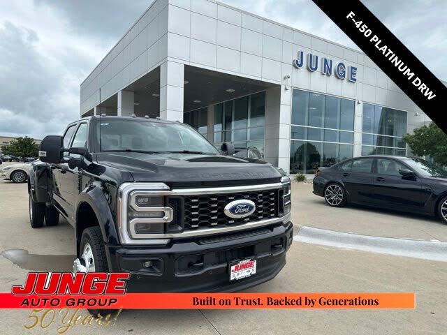 2026 Ford F-450 Super Duty Platinum