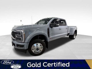2026 Ford F-450 Super Duty Platinum