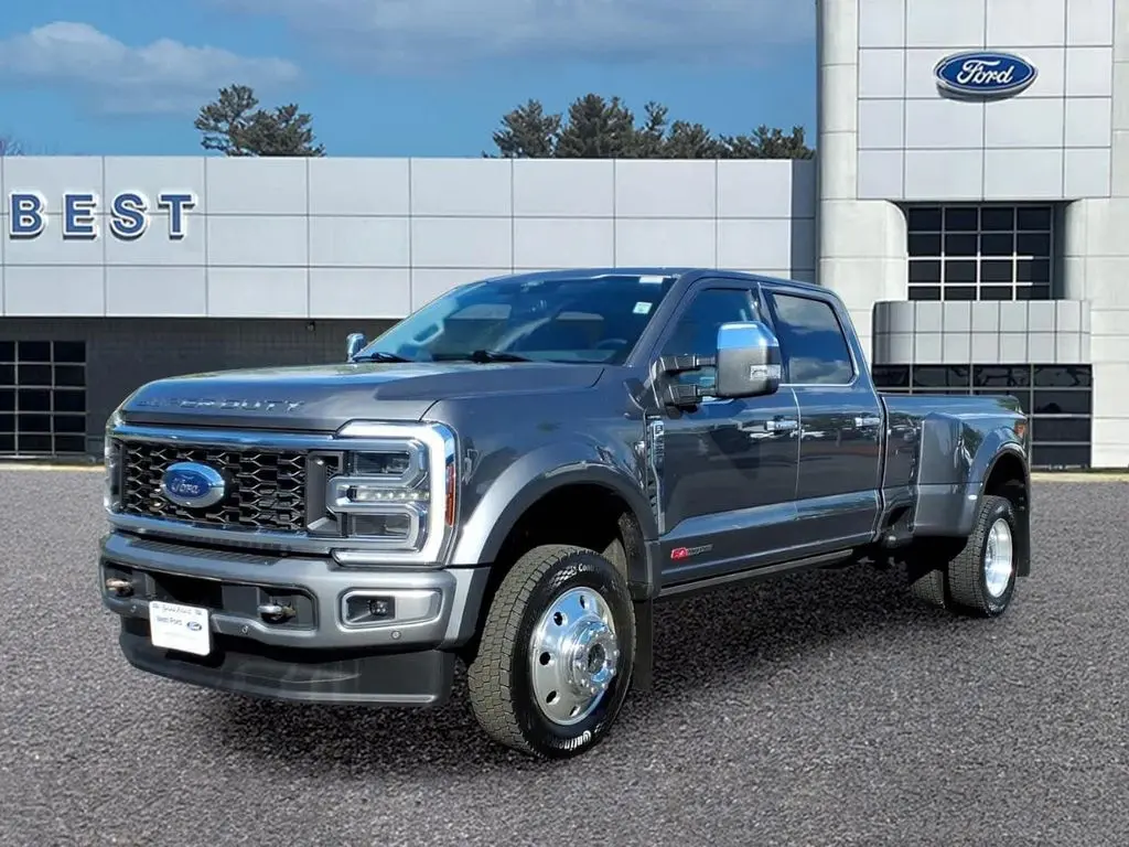 2024 Ford F-450 Super Duty Platinum