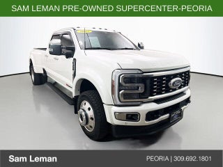 2025 Ford F-450 Super Duty Platinum
