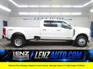 2025 Ford F-450 Super Duty Platinum