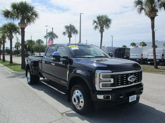 2024 Ford F-450 Super Duty Platinum