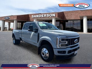 2025 Ford F-450 Super Duty Platinum