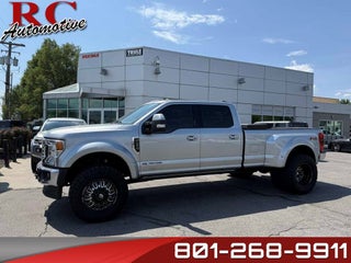2022 Ford F-450 Super Duty Lariat